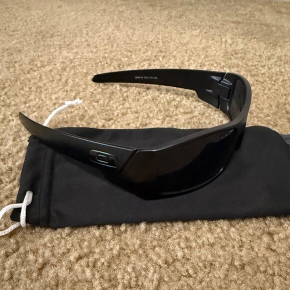 ( OO9014 ) Oakley Gascan Black Matte Frame Black Lens - Picture 3 of 8